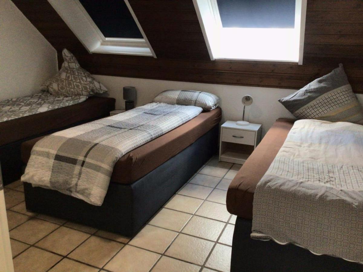 Apartments Rhona III Und IV Neunkirchen City Dış mekan fotoğraf
