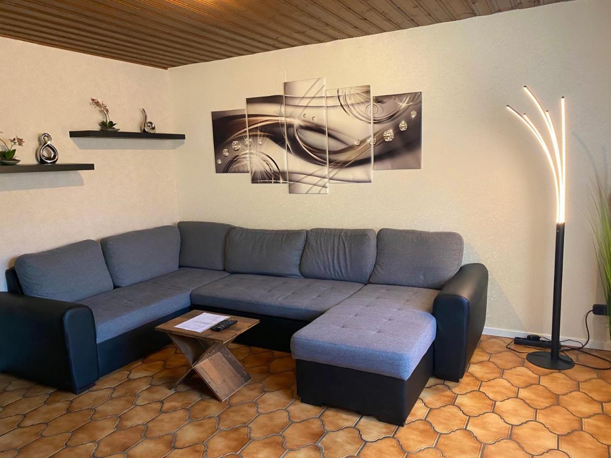 Apartments Rhona III Und IV Neunkirchen City Dış mekan fotoğraf