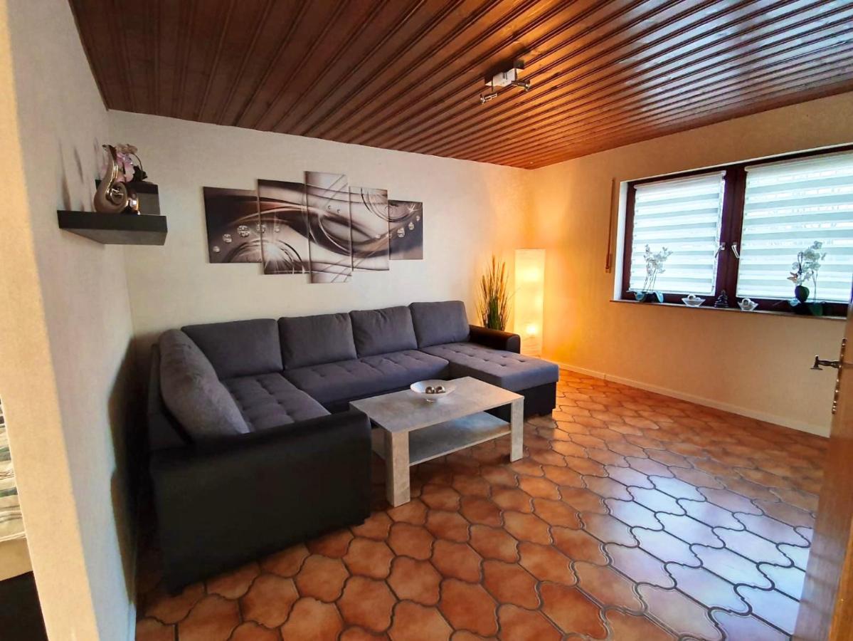 Apartments Rhona III Und IV Neunkirchen City Dış mekan fotoğraf
